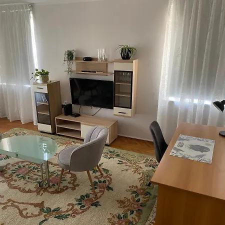Apartman Colapis- Self Check In, Free Parking, Premium Location! Karlovac Exterior photo