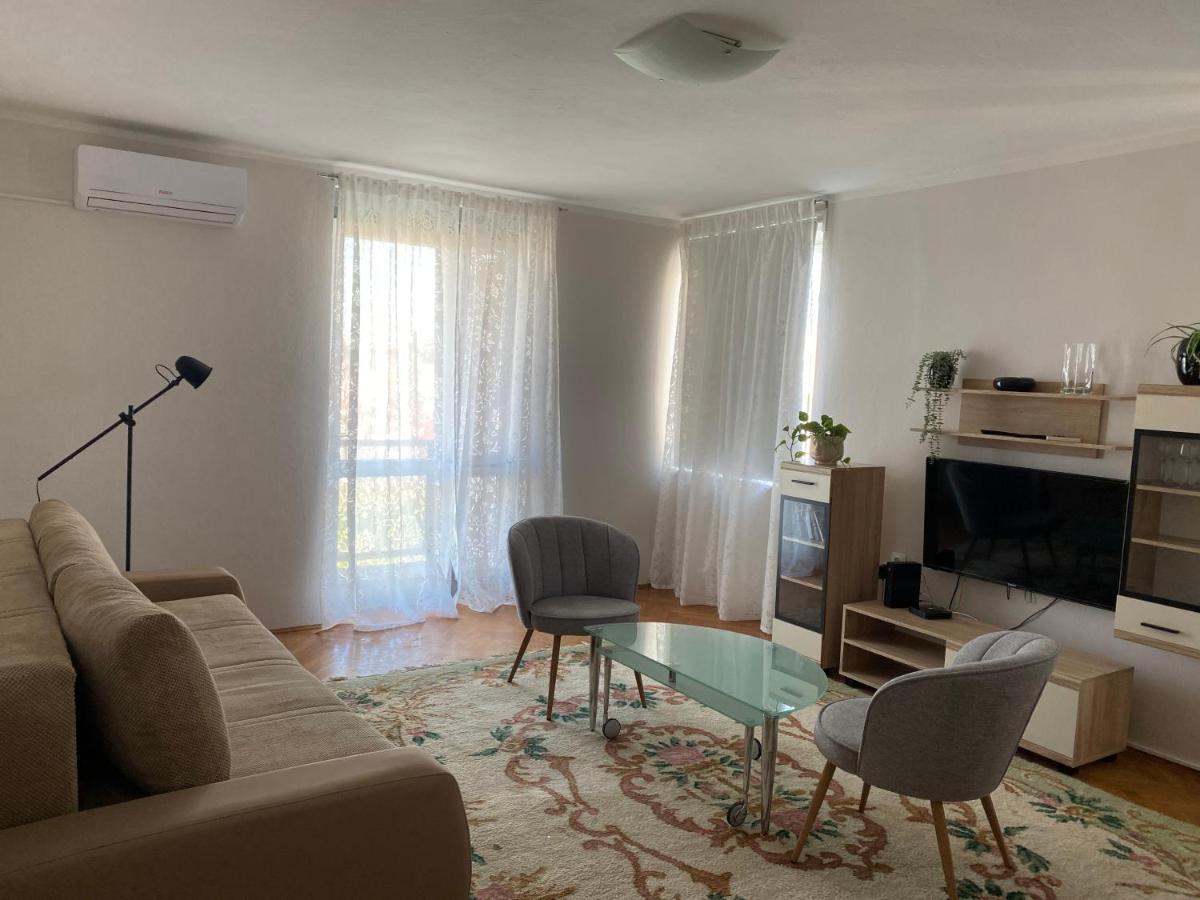Apartment Colapis- Self Check In, Free Parking, Premium Location!