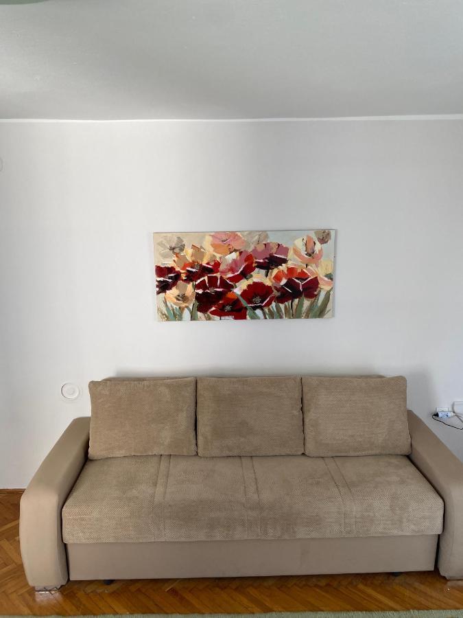 Apartment Colapis- Self Check In, Free Parking, Premium Location! *