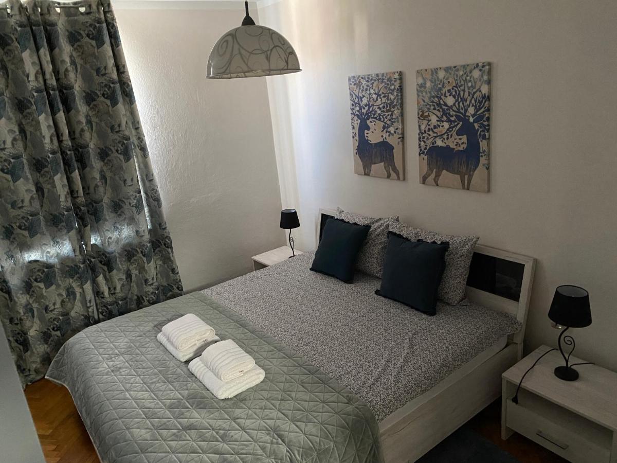 Apartment Colapis- Self Check In, Free Parking, Premium Location! *